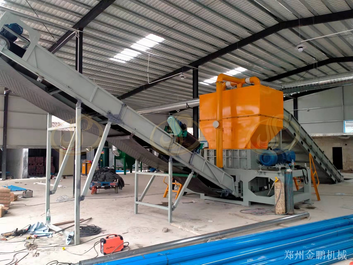 郑州金鹏JP1400家具撕碎设备**处理废旧木质家具