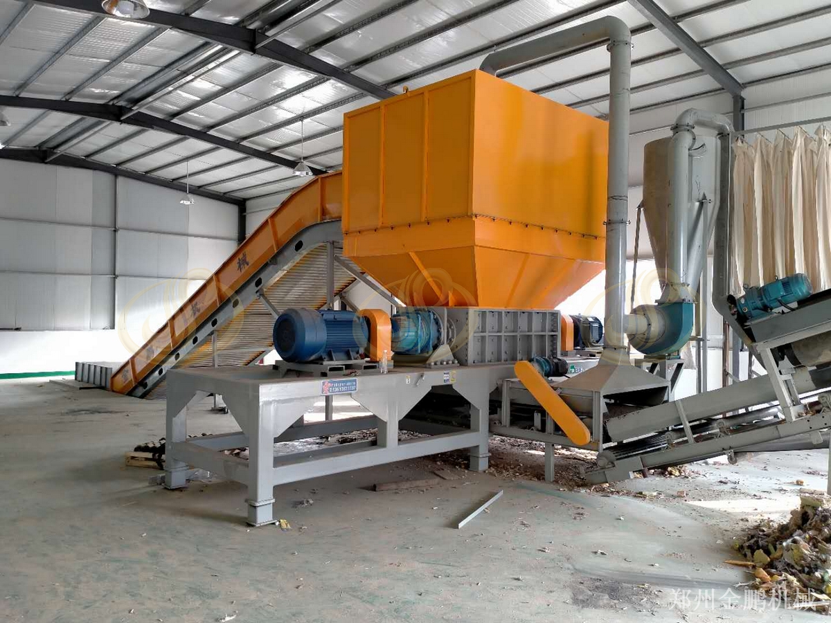 郑州金鹏废旧家具粉碎设备处理软硬混合材质方案