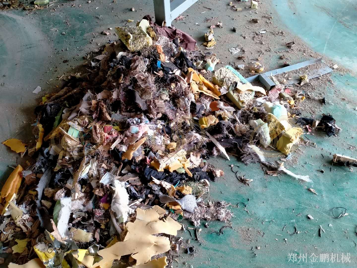 郑州金鹏木柜撕碎机**处理废旧衣柜橱柜